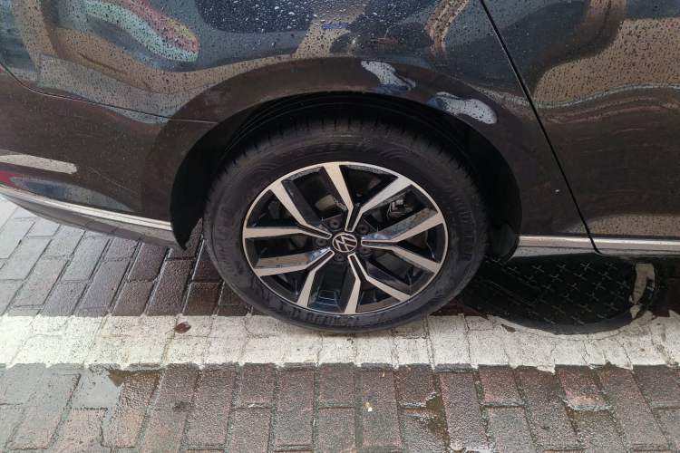 Used Volkswagen Magotan 2020 330TSI DSG Leading Model Exterior 5