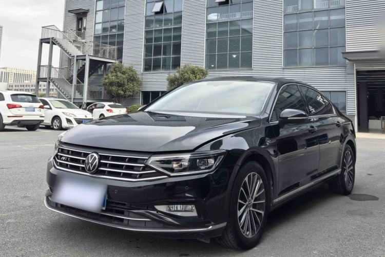 Used Volkswagen Magotan 2020 330TSI DSG Luxury Edition Exterior 5