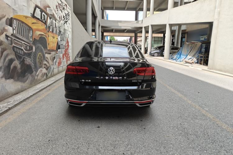 Used Volkswagen Magotan 2020 330TSI DSG Leading Model Exterior 5