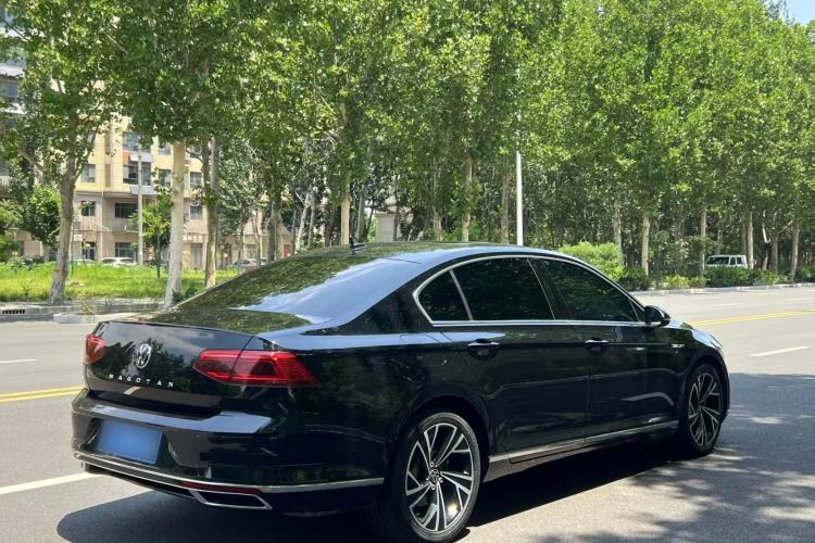 Used Volkswagen Magotan 2020 330TSI DSG Luxury Edition Exterior 5