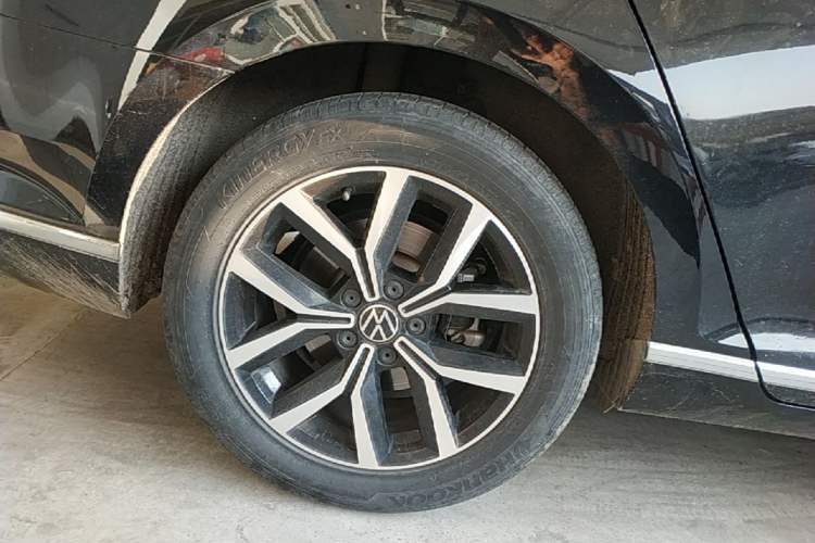 Used Volkswagen Magotan 2020 330TSI DSG Leading Model Exterior 5