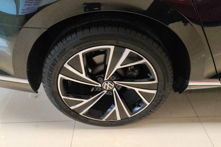 Used Volkswagen Magotan 2020 330TSI DSG Luxury Edition Exterior 5