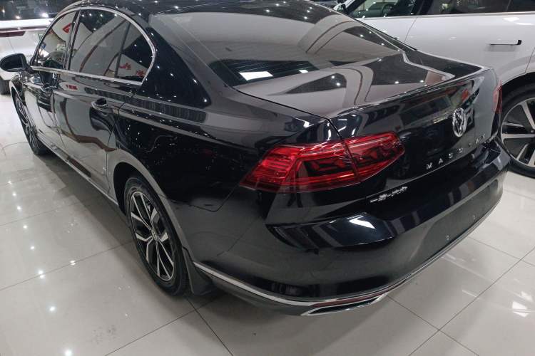 Used Volkswagen Magotan 2020 330TSI DSG Leading Model Exterior 6