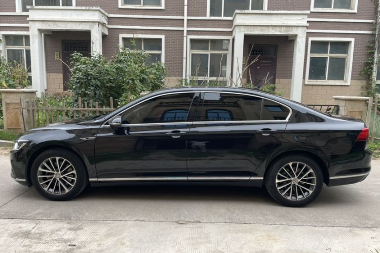 Used Volkswagen Magotan 2020 330TSI DSG Luxury Edition Exterior 6