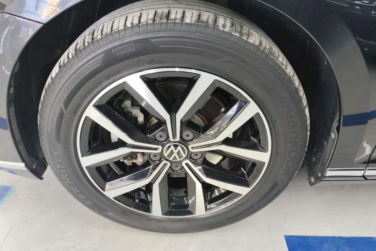 Used Volkswagen Magotan 2020 330TSI DSG Leading Model Exterior 7