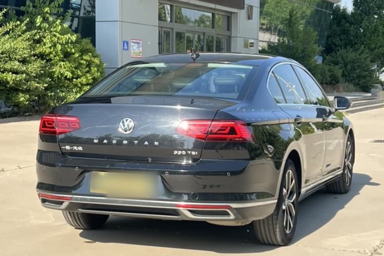 Used Volkswagen Magotan 2020 330TSI DSG Leading Model Exterior 7