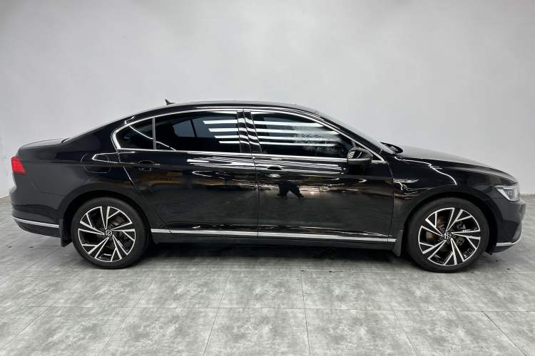 Used Volkswagen Magotan 2020 330TSI DSG Luxury Edition Exterior 7