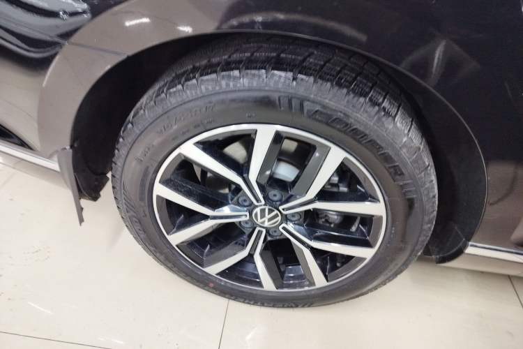 Used Volkswagen Magotan 2020 330TSI DSG Leading Model Exterior 7