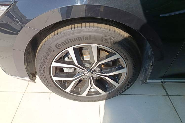 Used Volkswagen Magotan 2020 330TSI DSG Leading Model Exterior 7