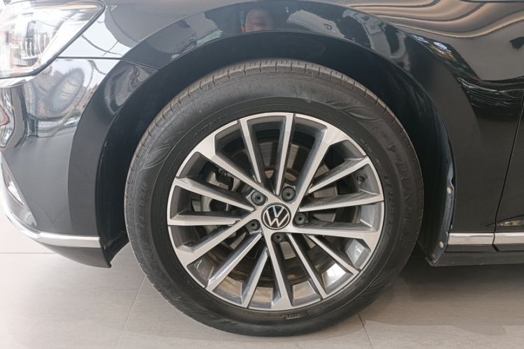 Used Volkswagen Magotan 2020 330TSI DSG Luxury Edition Exterior 7