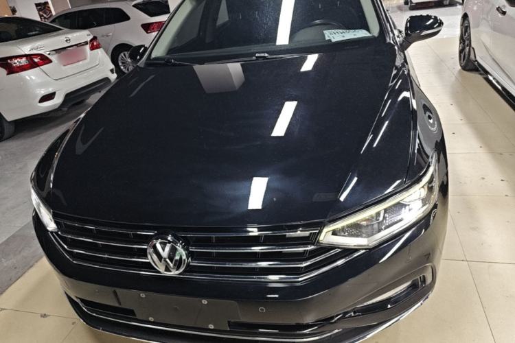 Used Volkswagen Magotan 2020 330TSI DSG Luxury Edition Front