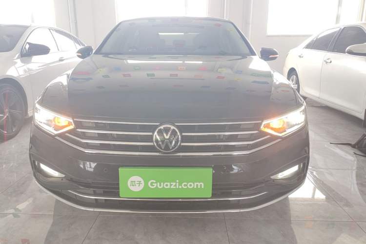 Used Volkswagen Magotan 2020 330TSI DSG Leading Model Front