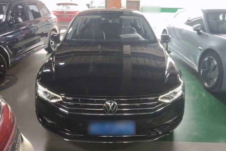 Used Volkswagen Magotan 2020 330TSI DSG Luxury Edition Front