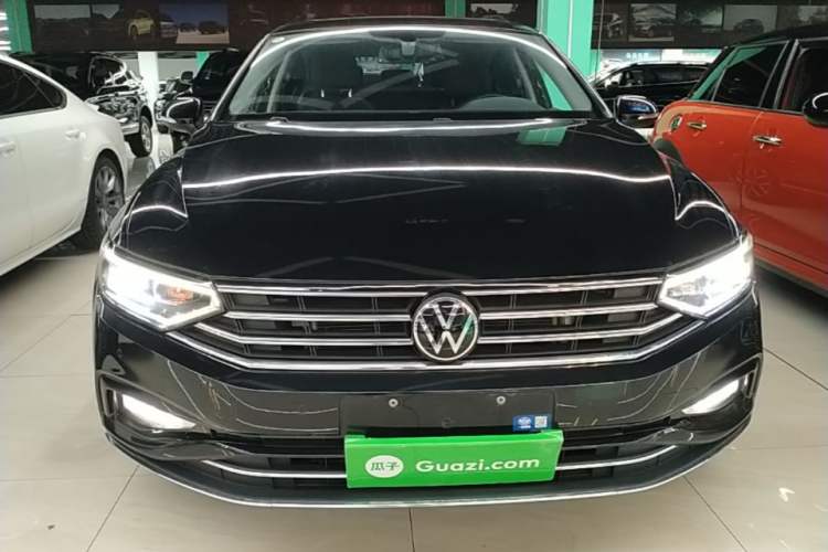 Used Volkswagen Magotan 2020 330TSI DSG Leading Model Front