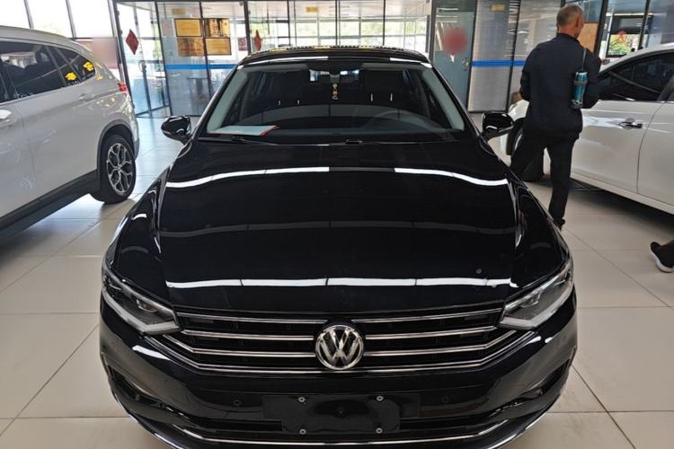 Used Volkswagen Magotan 2020 330TSI DSG Luxury Edition Front