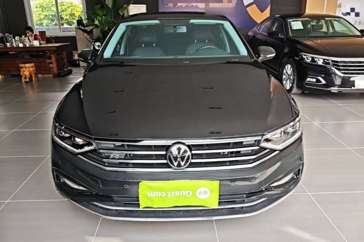 Used Volkswagen Magotan 2020 280TSI DSG Comfort Edition Front
