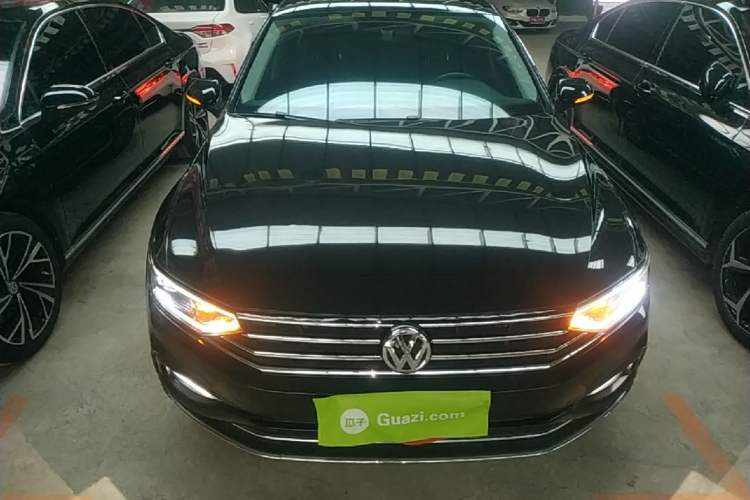 Used Volkswagen Magotan 2020 330TSI DSG Luxury Edition Front