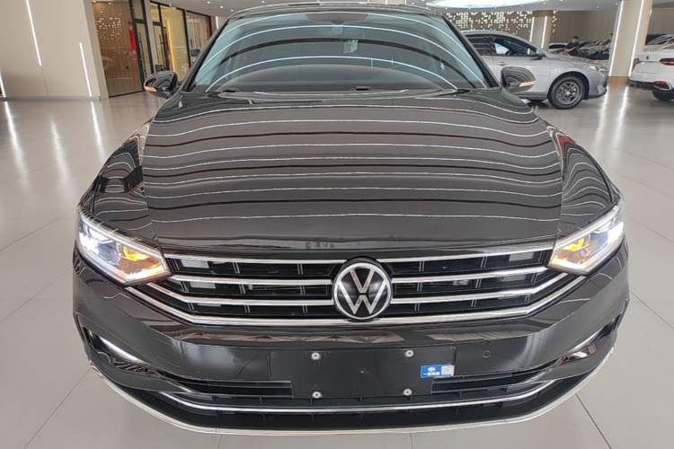 Used Volkswagen Magotan 2020 330TSI DSG Leading Model Front