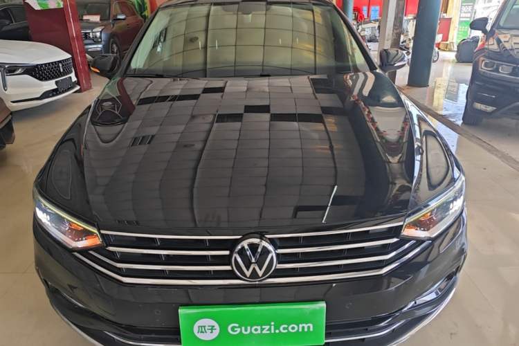 Used Volkswagen Magotan 2020 330TSI DSG Luxury Edition Front