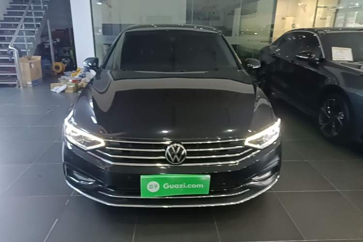 Used Volkswagen Magotan 2020 330TSI DSG Luxury Edition Front