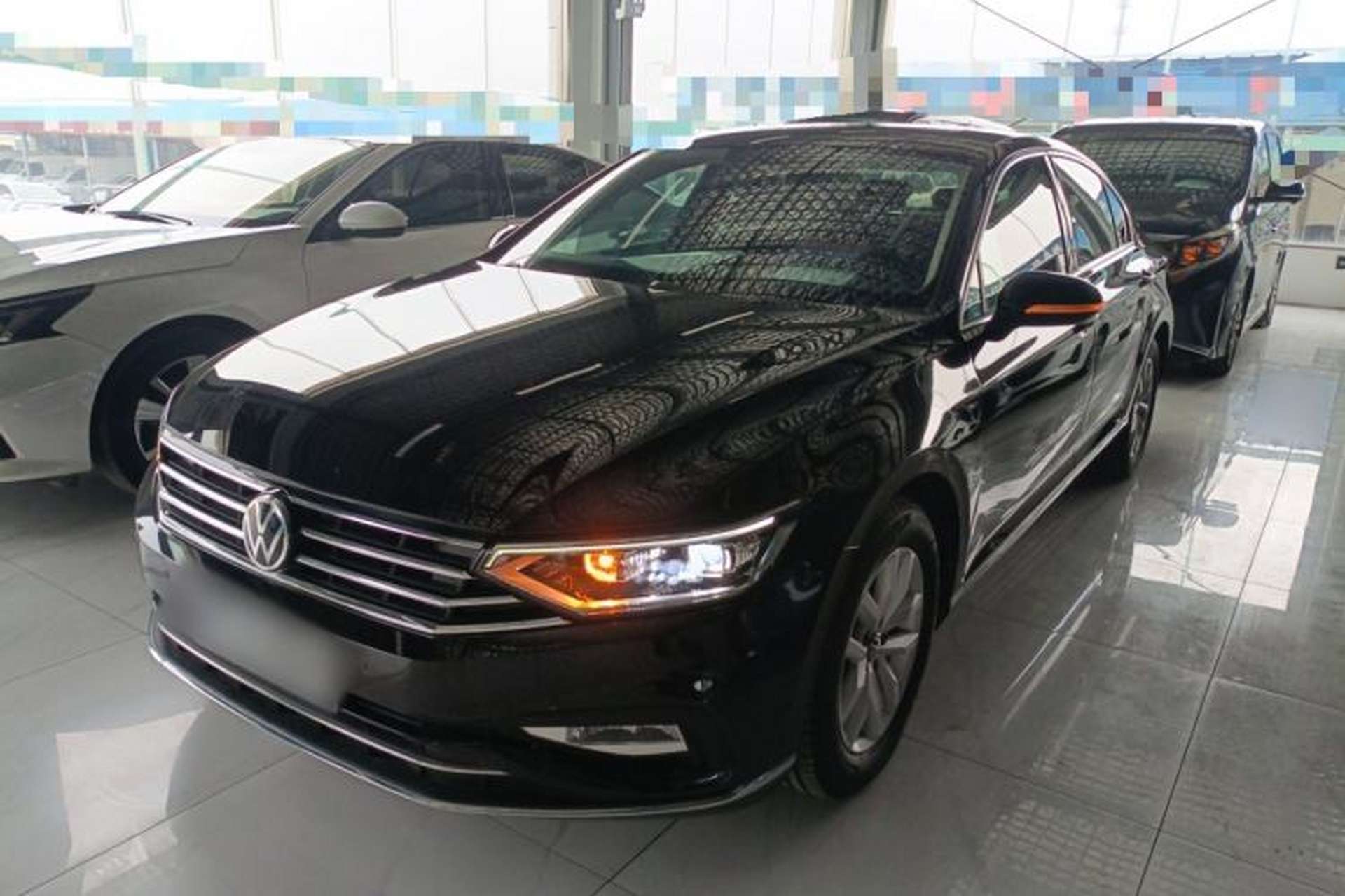 Used Volkswagen Magotan 2020 280TSI DSG Comfort Edition Front Left 45 Deg