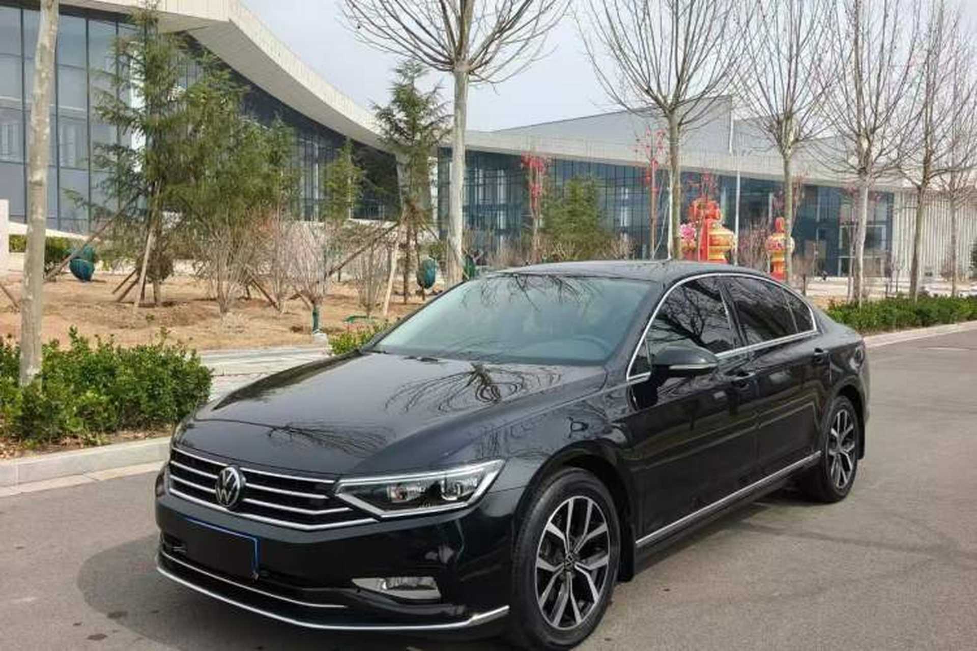Used Volkswagen Magotan 2020 330TSI DSG Leading Model Front Left 45 Deg