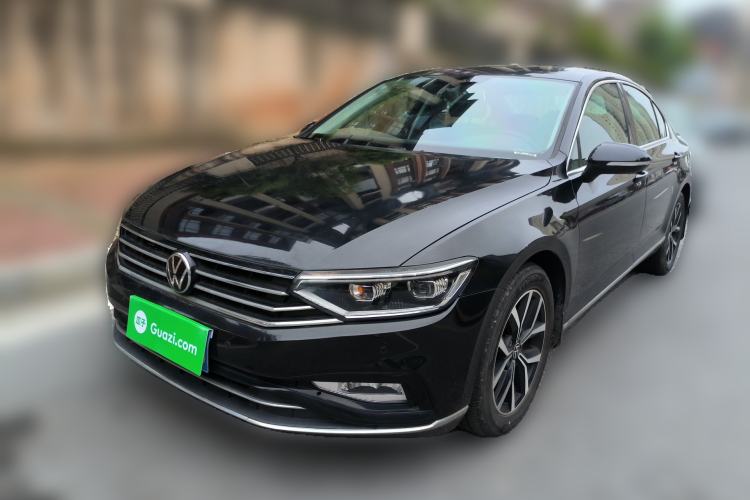 Used Volkswagen Magotan 2020 330TSI DSG Leading Model Front Left 45 Deg