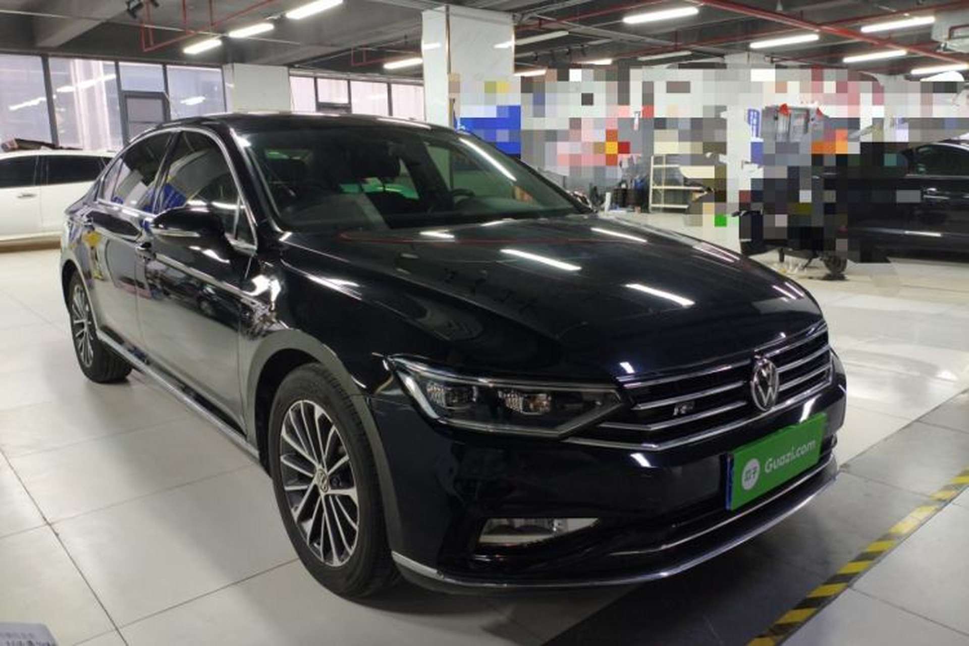 Used Volkswagen Magotan 2020 330TSI DSG Luxury Edition Front Right 45 Deg
