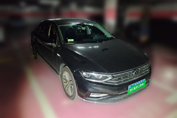 Used Volkswagen Magotan 2020 380TSI DSG Luxury Version Front Right 45 Deg