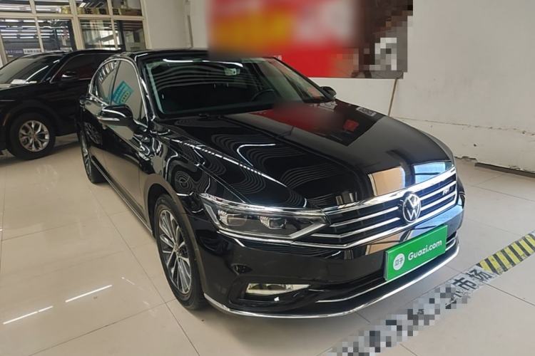 Used Volkswagen Magotan 2020 380TSI DSG Luxury Version Front Right 45 Deg