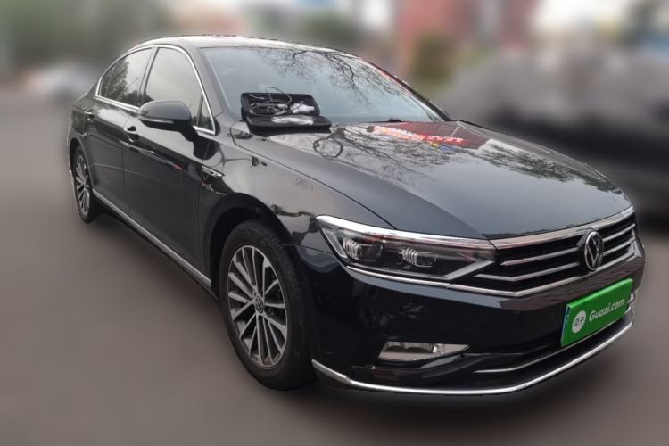 Used Volkswagen Magotan 2020 380TSI DSG Luxury Version Front Right 45 Deg