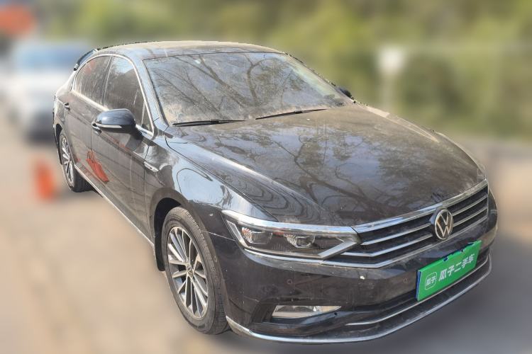 Used Volkswagen Magotan 2020 380TSI DSG Luxury Version Front Right 45 Deg