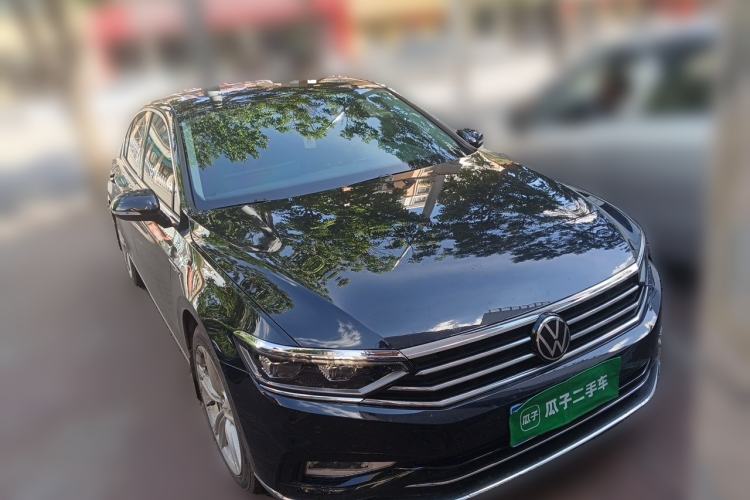 Used Volkswagen Magotan 2020 380TSI DSG Luxury Version Front Right 45 Deg