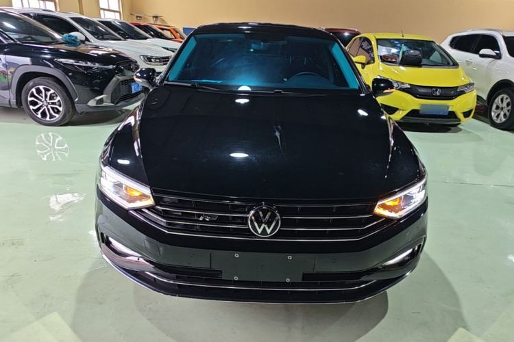 Used Volkswagen Magotan 2020 330TSI DSG Leading Model Front