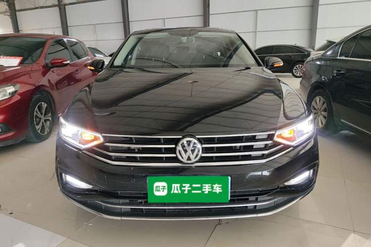 Used Volkswagen Magotan 2020 330TSI DSG Luxury Edition Front