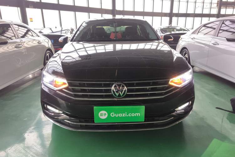 Used Volkswagen Magotan 2020 330TSI DSG Luxury Edition Front