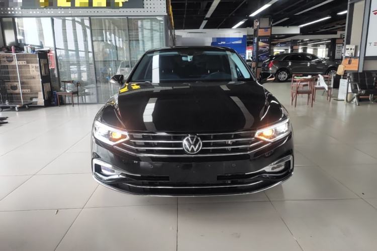 Used Volkswagen Magotan 2020 330TSI DSG Luxury Edition Front
