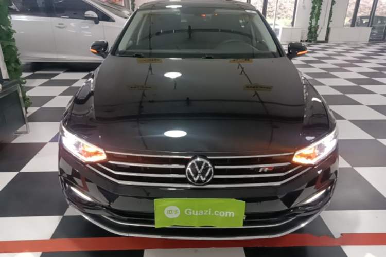 Used Volkswagen Magotan 2020 330TSI DSG Luxury Edition Front
