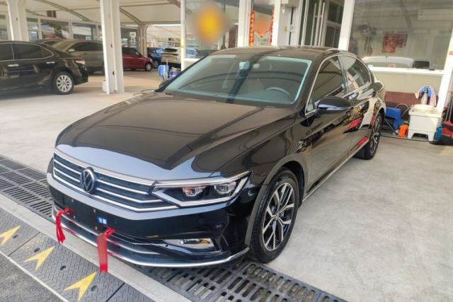 Ojetý Volkswagen Magotan 2020 330TSI DSG Leading Model