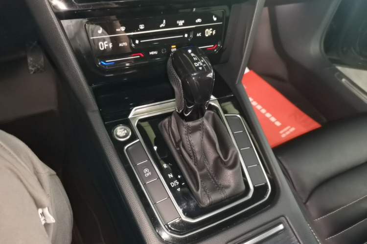 Used Volkswagen Magotan 2020 330TSI DSG Leading Model Gear Lever