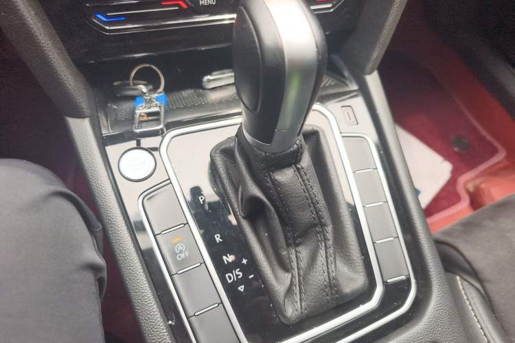Used Volkswagen Magotan 2020 330TSI DSG Luxury Edition Gear Lever
