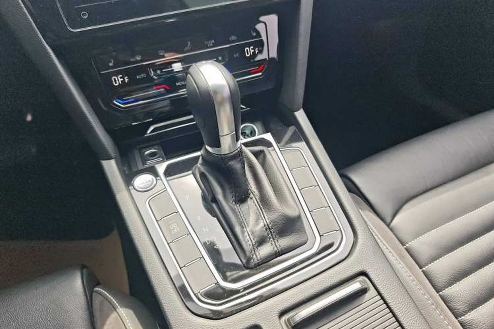 Used Volkswagen Magotan 2020 330TSI DSG Leading Model Gear Lever