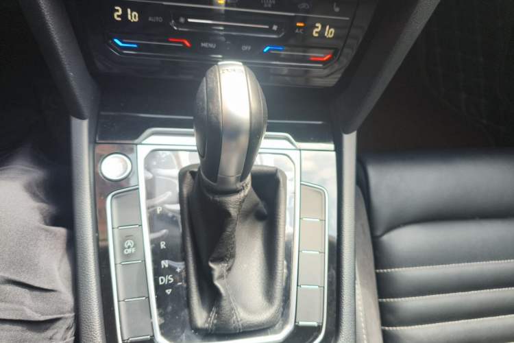Used Volkswagen Magotan 2020 330TSI DSG Leading Model Gear Lever
