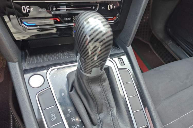Used Volkswagen Magotan 2020 330TSI DSG Luxury Edition Gear Lever