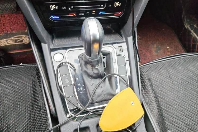 Used Volkswagen Magotan 2020 330TSI DSG Luxury Edition Gear Lever