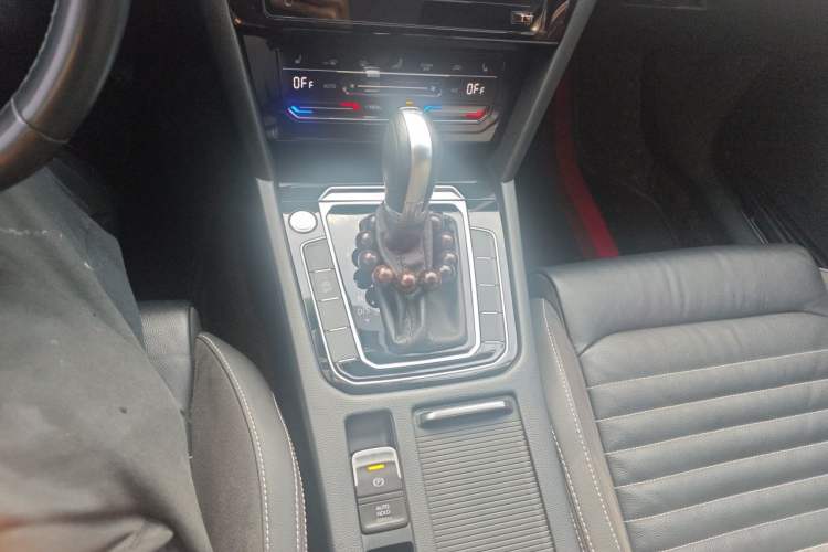 Used Volkswagen Magotan 2020 330TSI DSG Leading Model Gear Lever