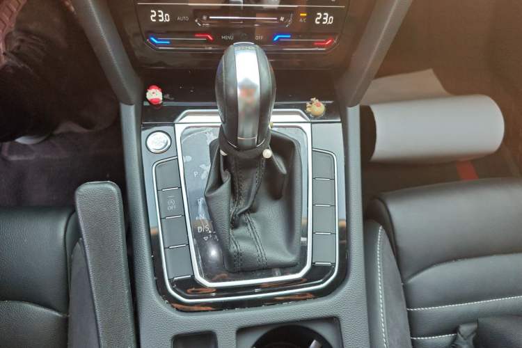 Used Volkswagen Magotan 2020 330TSI DSG Leading Model Gear Lever