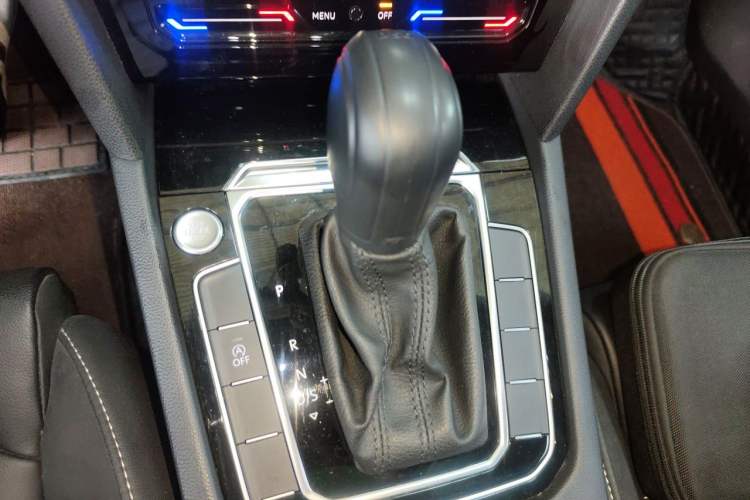 Used Volkswagen Magotan 2020 330TSI DSG Leading Model Gear Lever