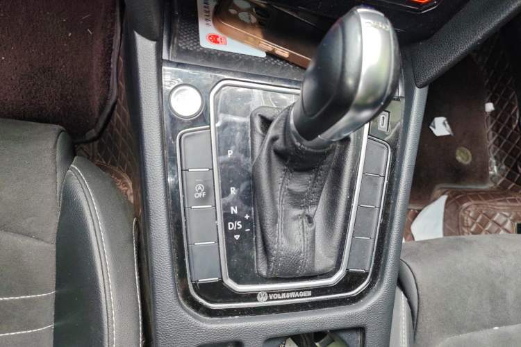 Used Volkswagen Magotan 2020 380TSI DSG Luxury Version Gear Lever