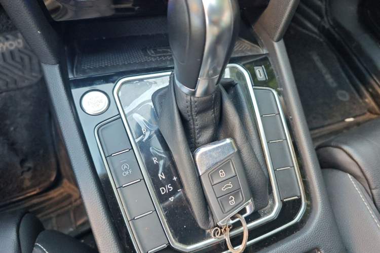 Used Volkswagen Magotan 2020 330TSI DSG Leading Model Gear Lever